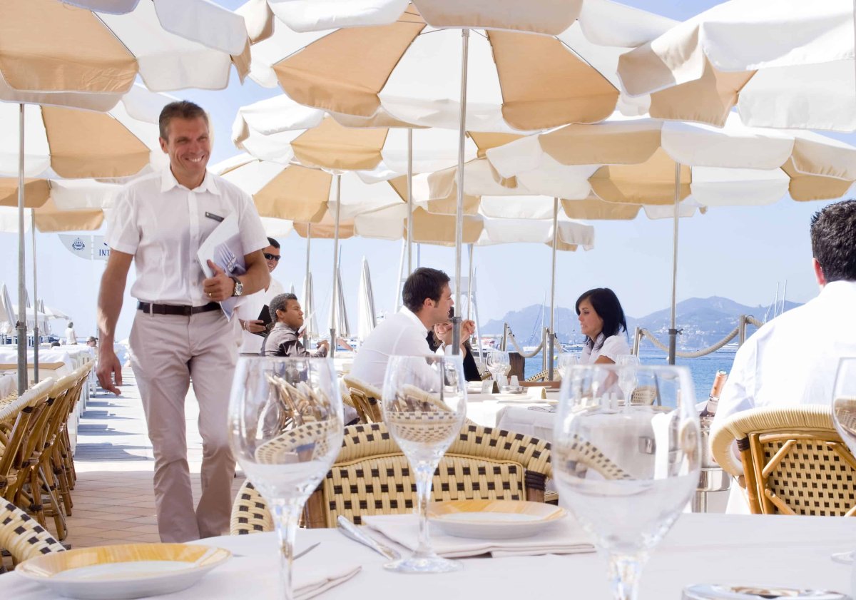 French Riviera Beach Restaurant Dubai