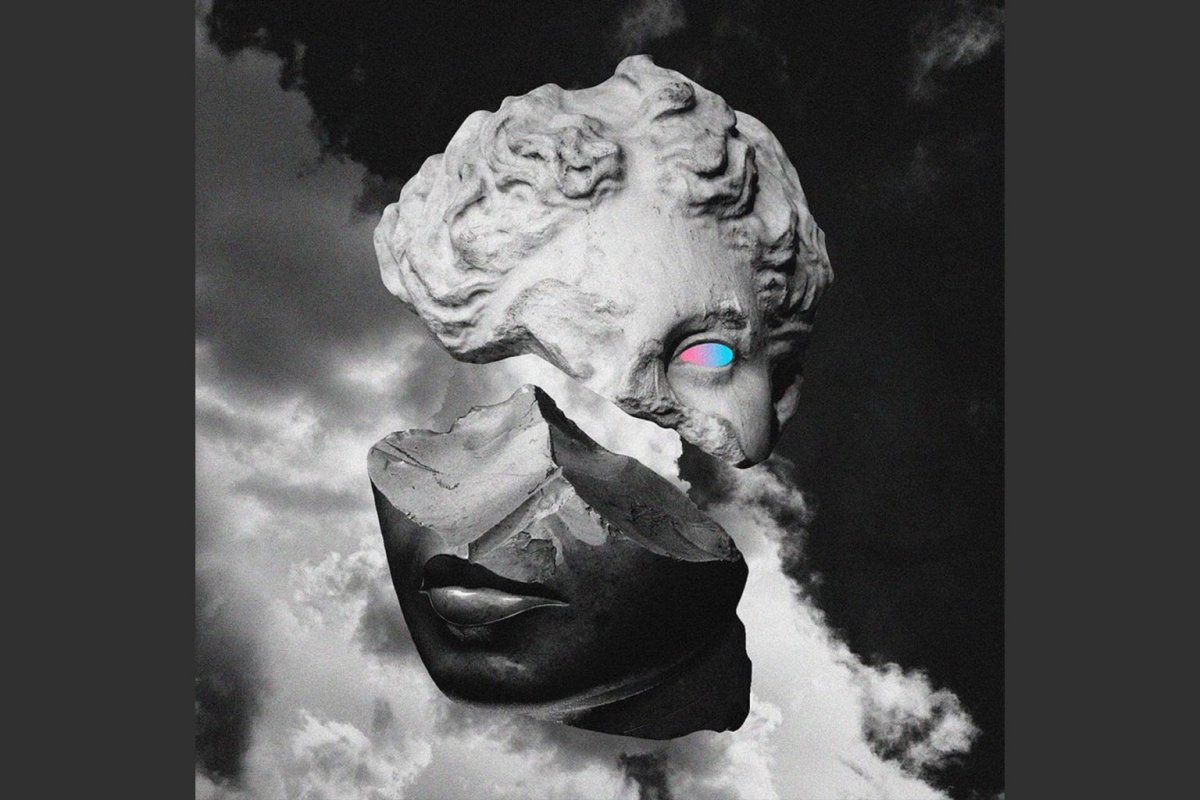 Белая скульптура Art