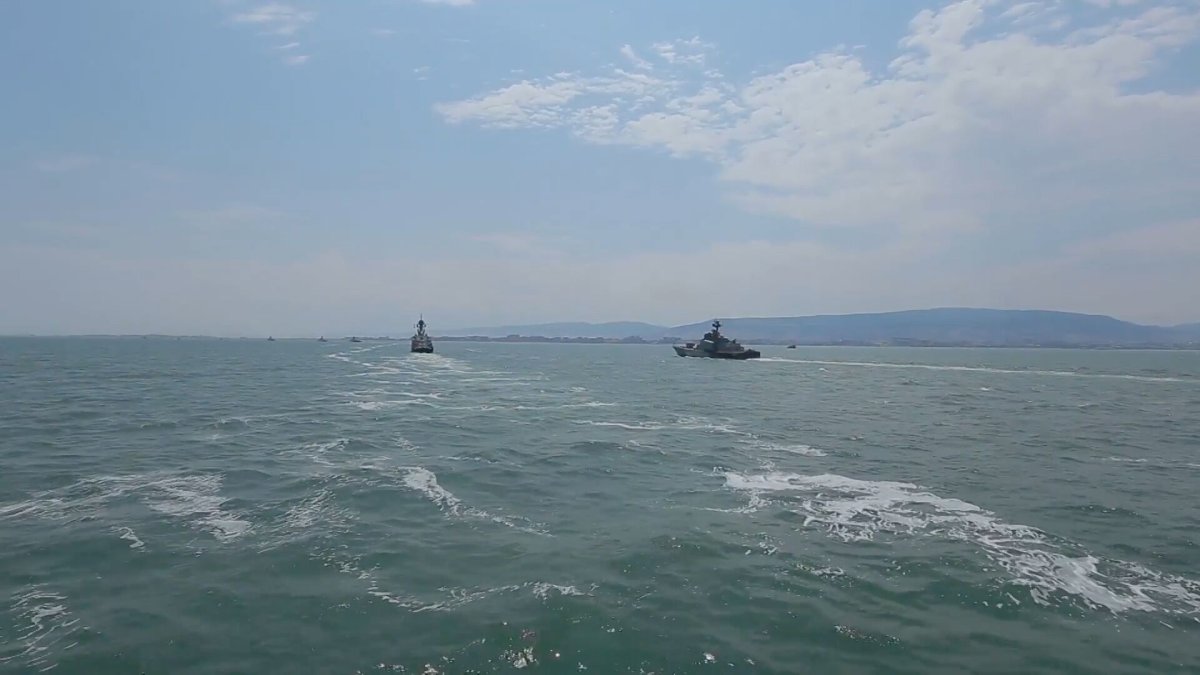 Корабли Каспийском море Махачкала