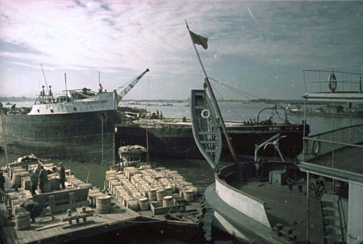 Корабль Каспий 1949 год