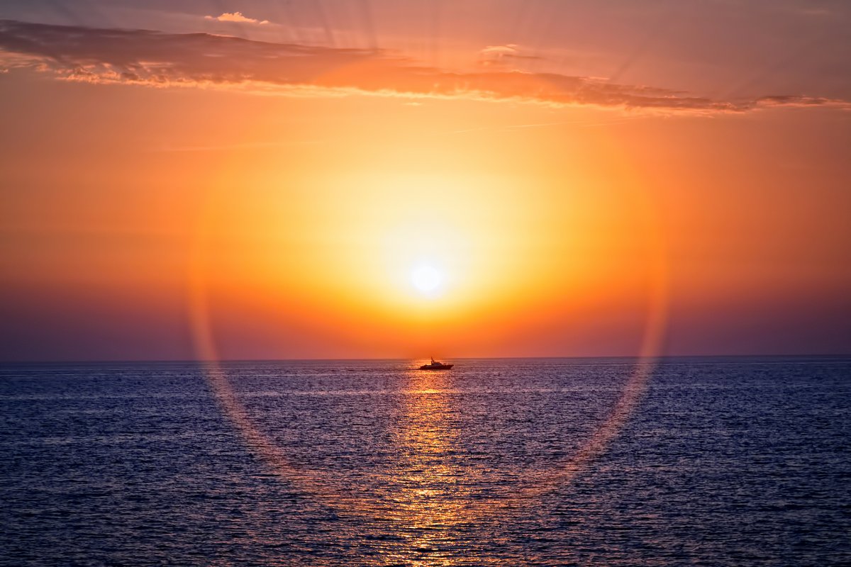 Закатное черное море
