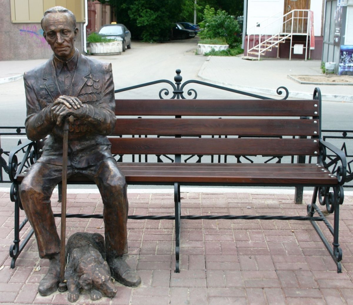 Памятник ветерану Калуга