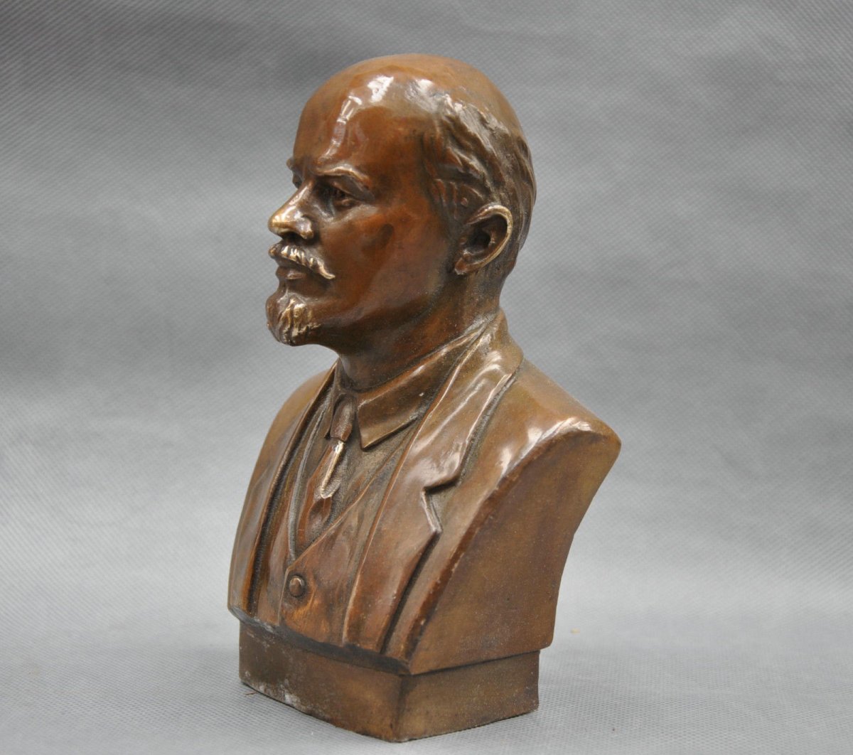 Ленин Владимир Ильич бюст