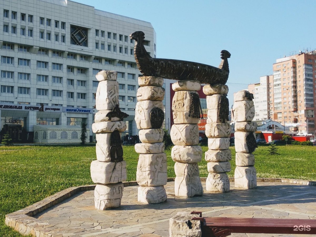 Памятник Кама река в Перми