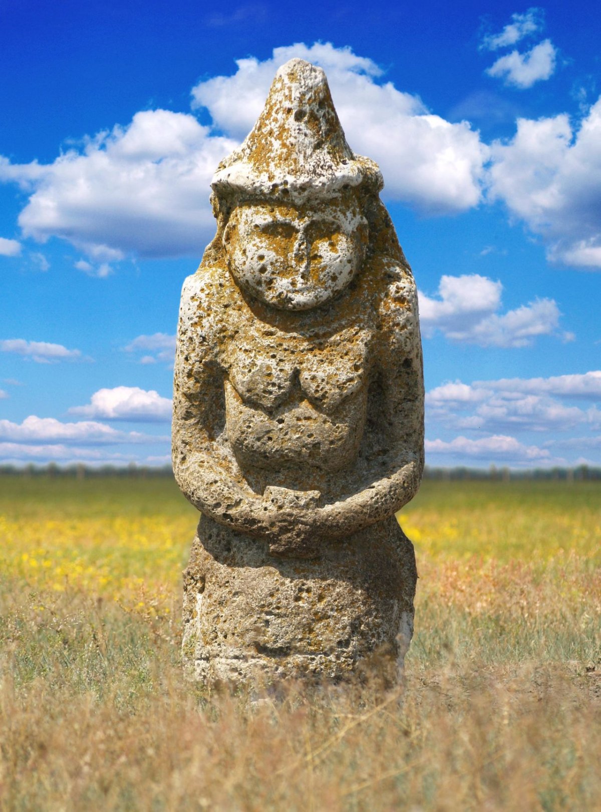 Каменные изваяния (каменные бабы) в Алтае