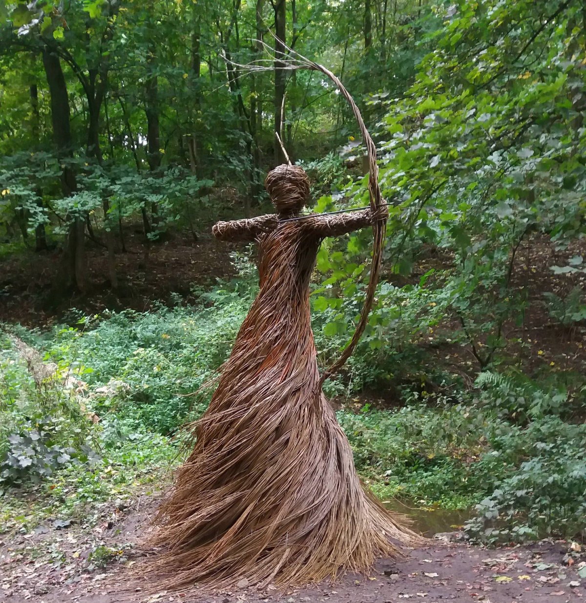 Человек из веток