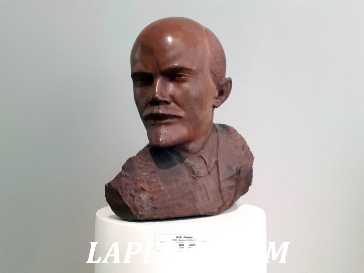 Эрьзя Ленин