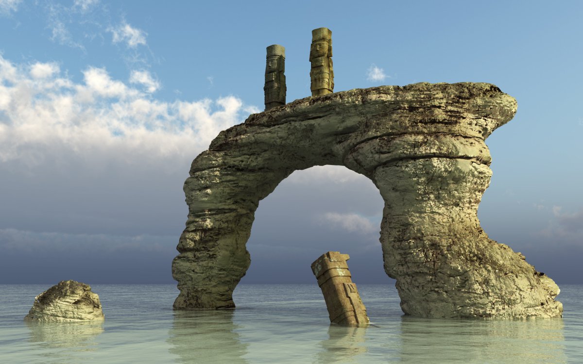 Каменная арка в море