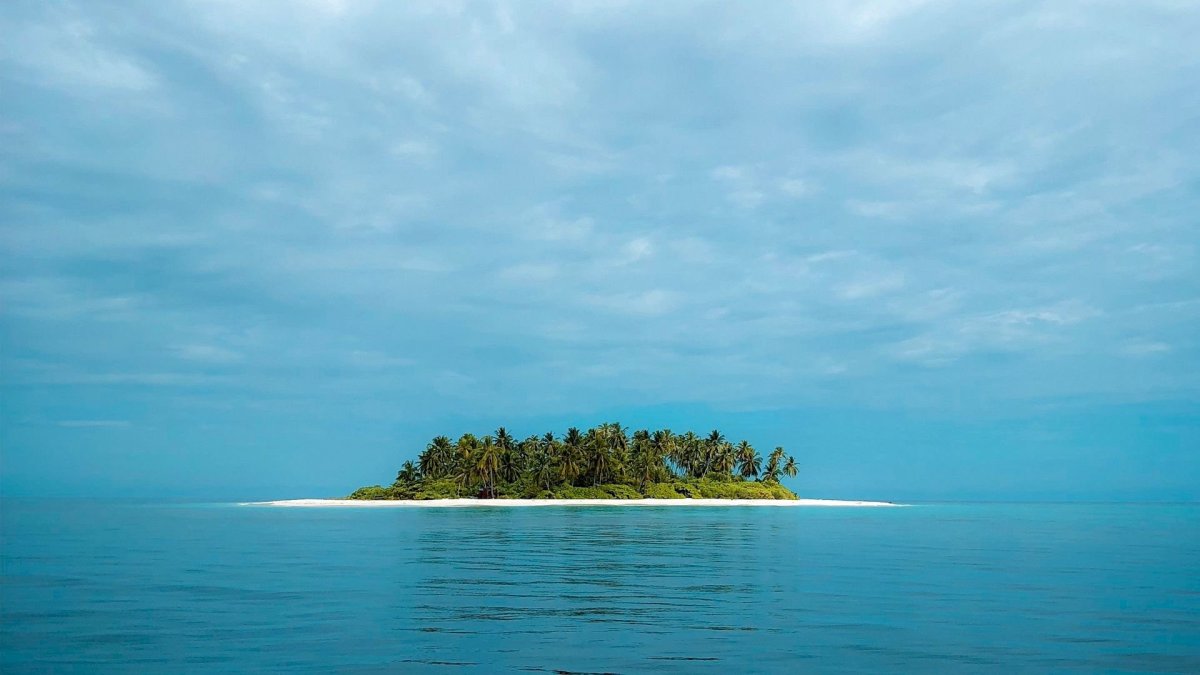 Острова и море