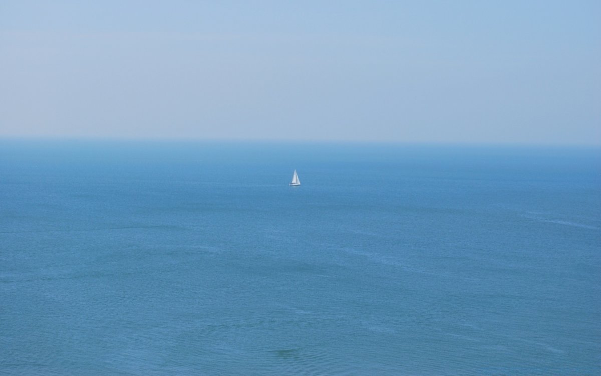 Море с далека