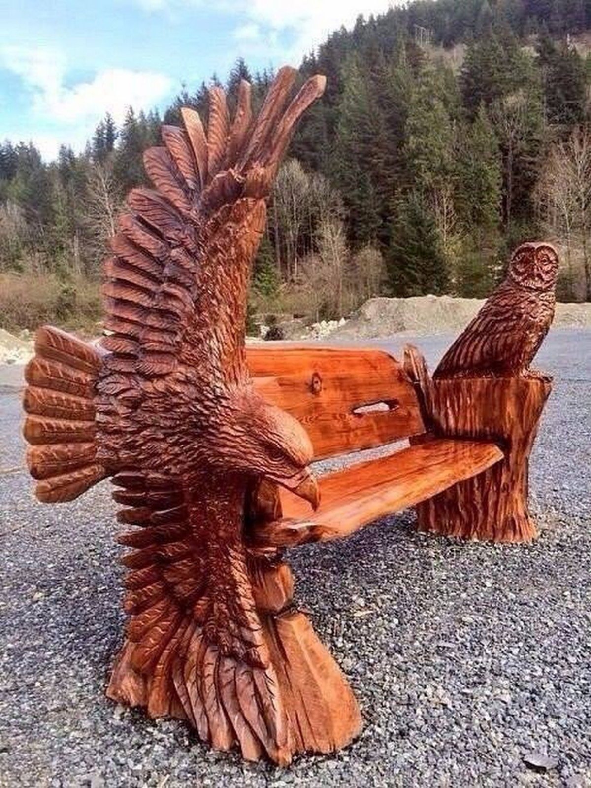 Оригинальные скульптуры из дерева