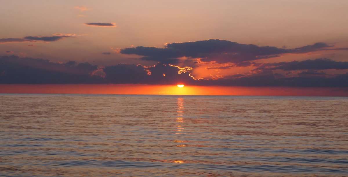 Закаты и рассветы на Азовском море-