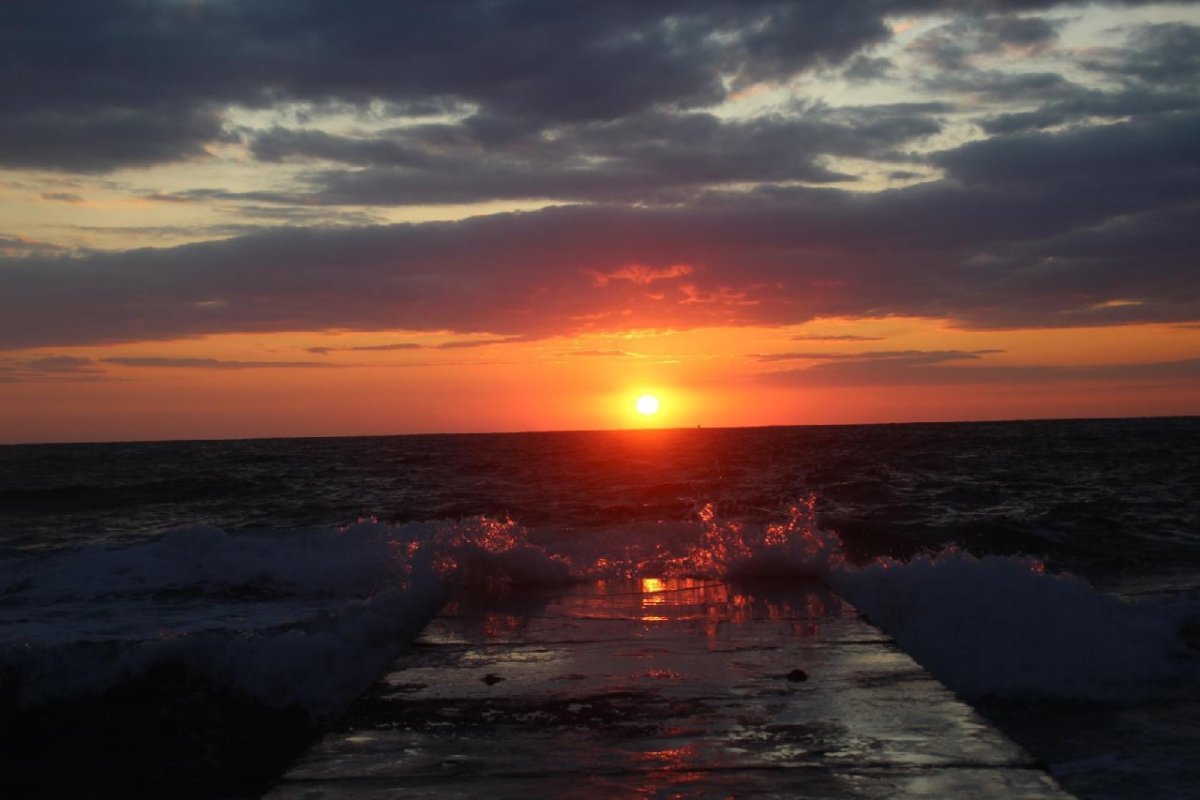 Закат на Азовском море