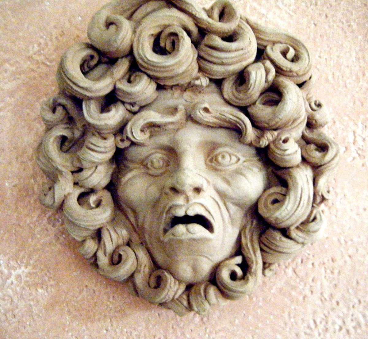 Медуза Горгона Ancient Greek Statue