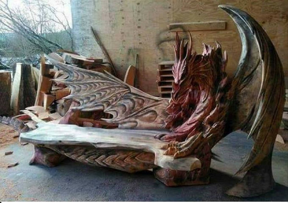 Необычные скульптуры из дерева