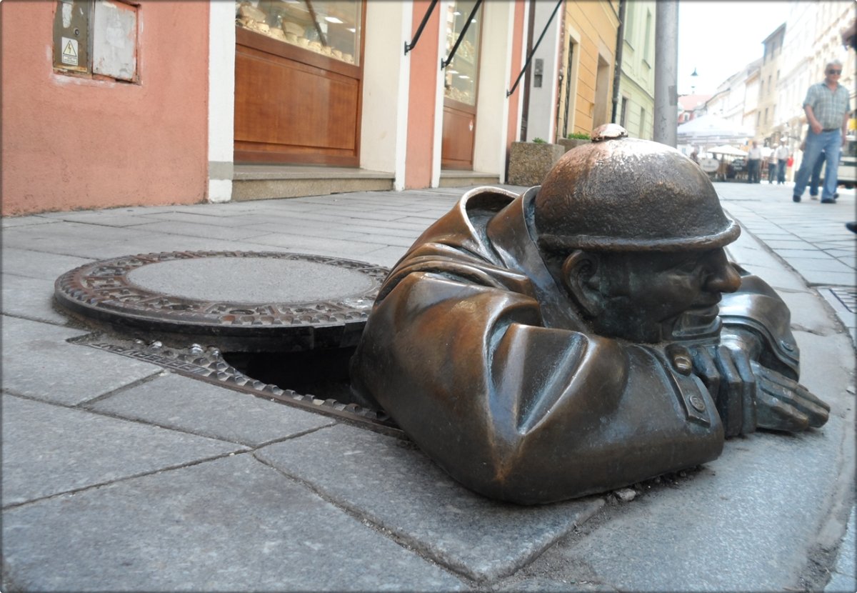 Оригинальные памятники