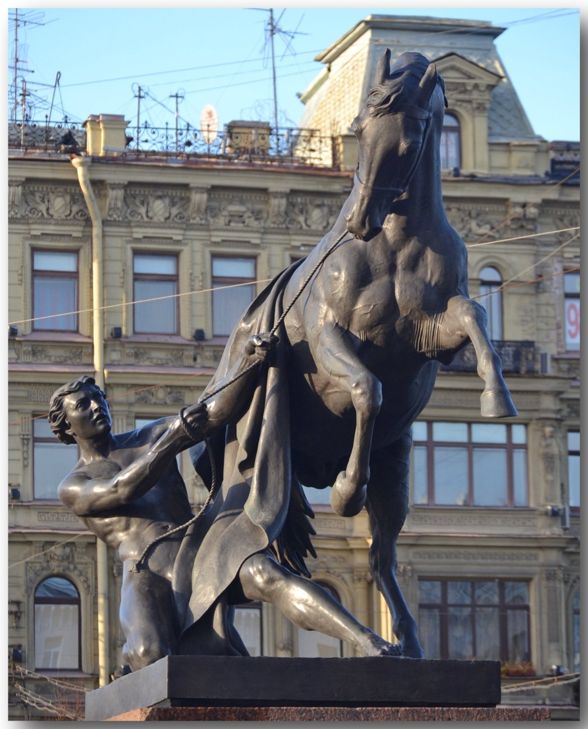 Клодт памятник Хмельницкий