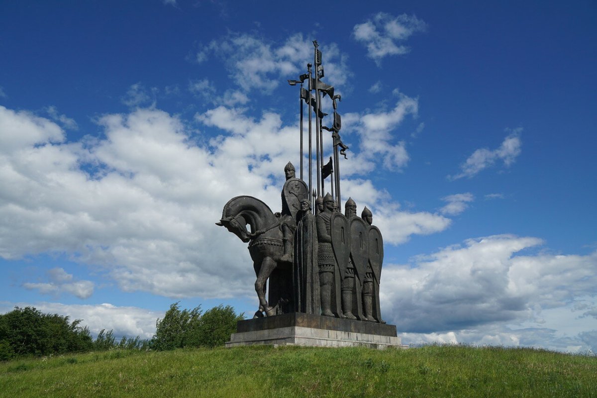 Псков гора Соколиха памятник Александру Невскому