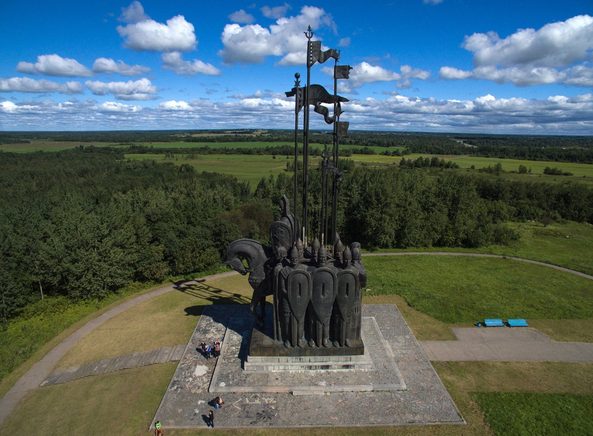 Псков гора Соколиха памятник Александру Невскому