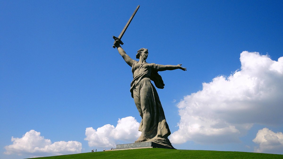 Волгоград Родина мать Мамаев