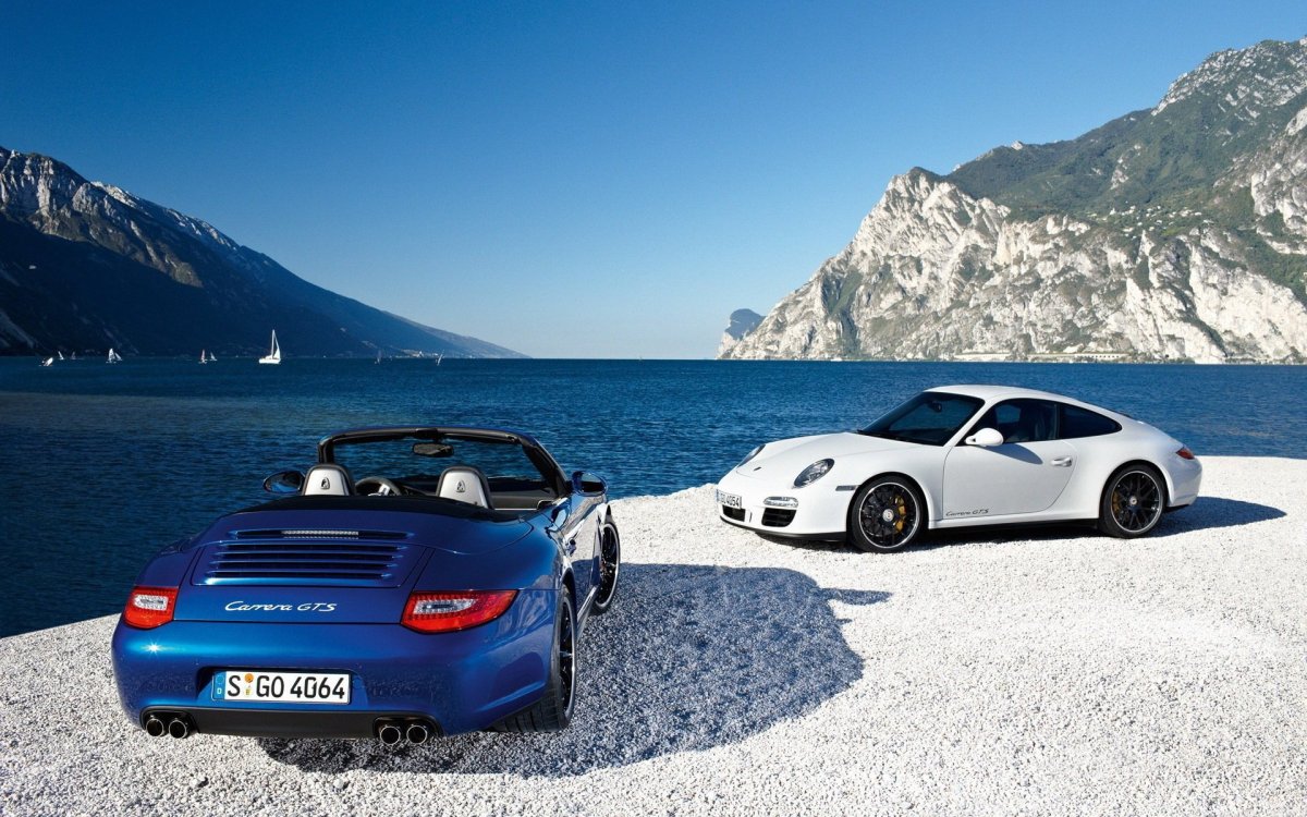 Porsche 911 Carrera GTS