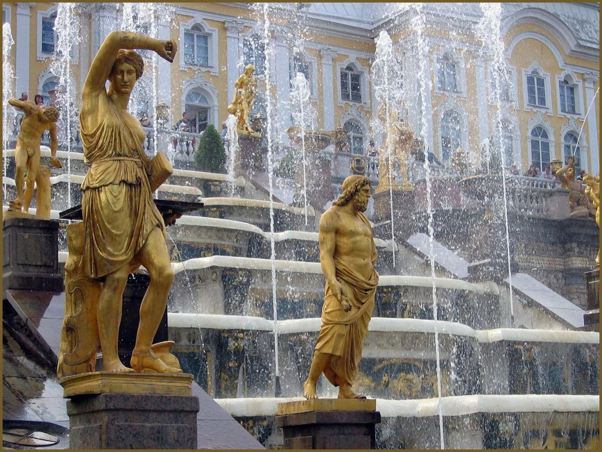 Петергоф статуи