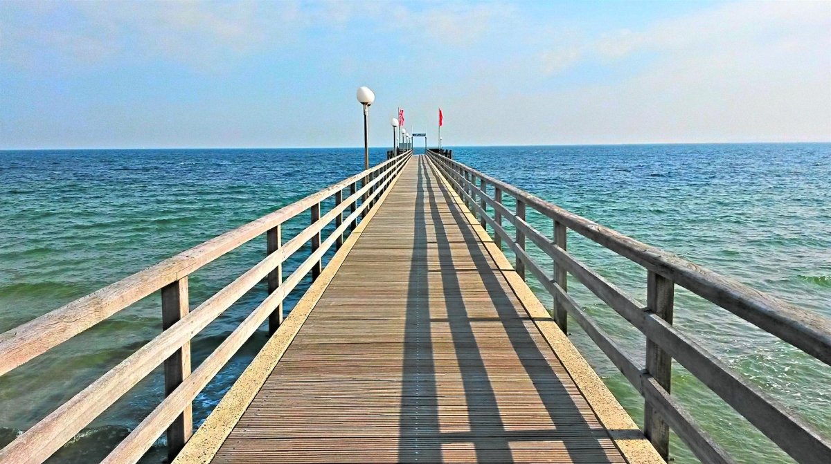 Балтийское море мост