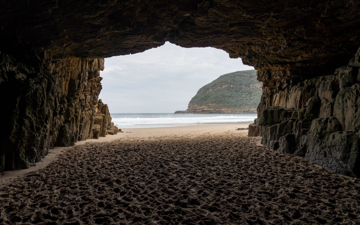 Sand Cave