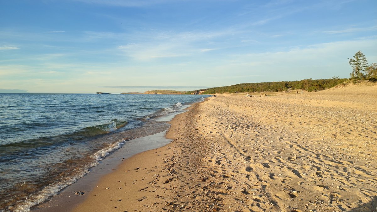 Сарайский пляж на Байкале
