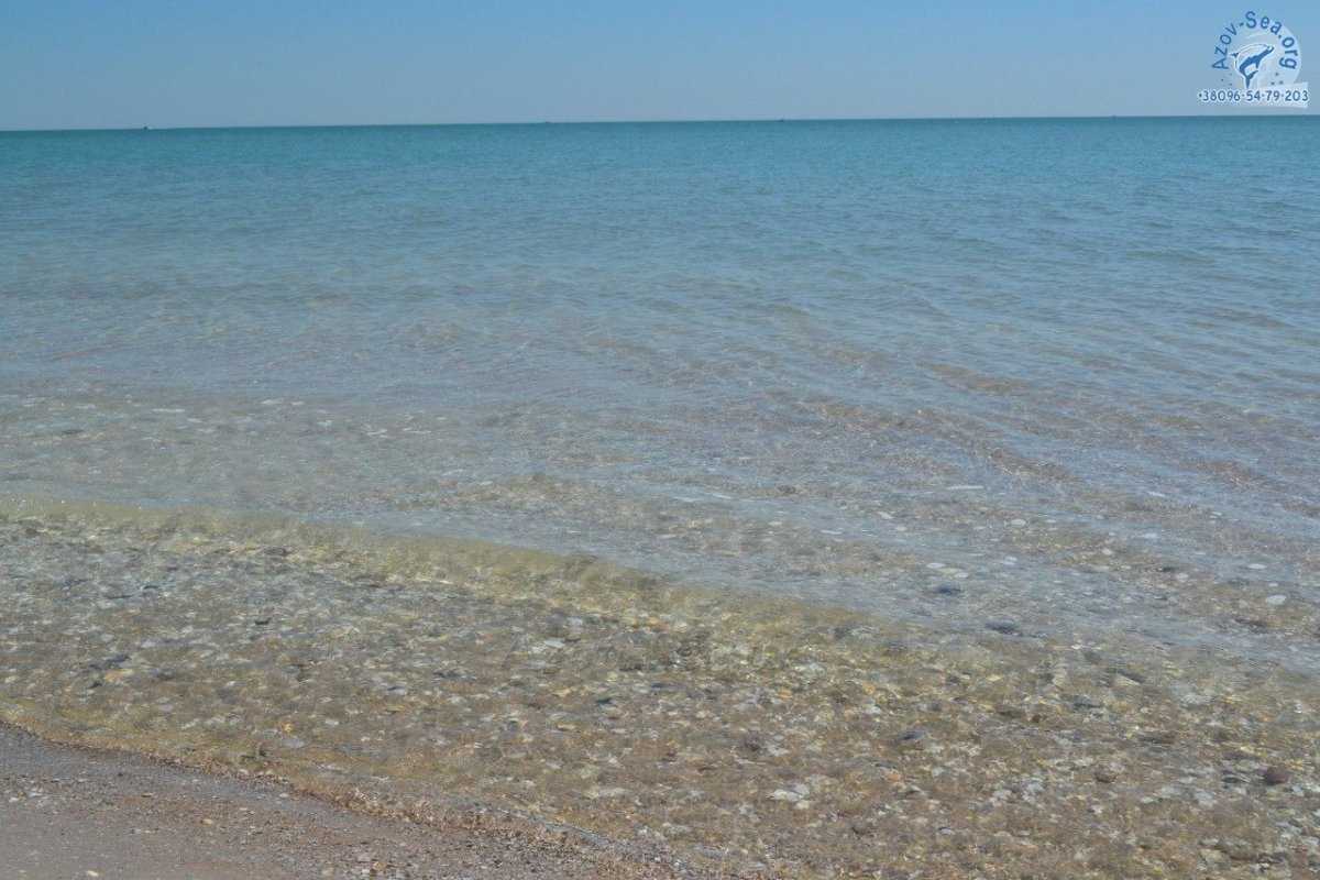 Фото Азовского моря в мягких голубых тонах