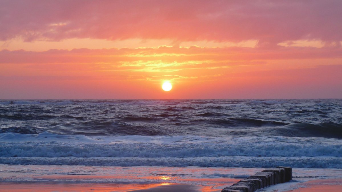 Закат на море