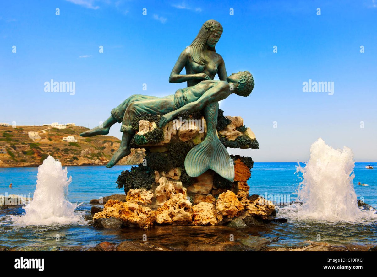 Syros Греция памятник Русалка