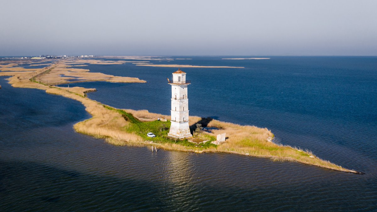 Маяк Тамань