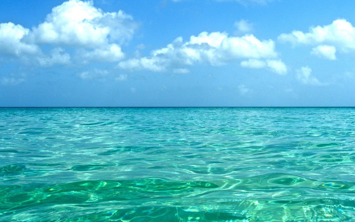 Прозрачное море