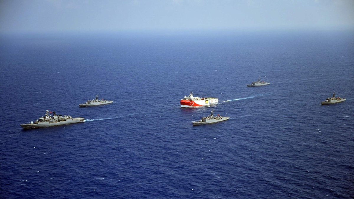 Военные корабли Турции в Средиземном море
