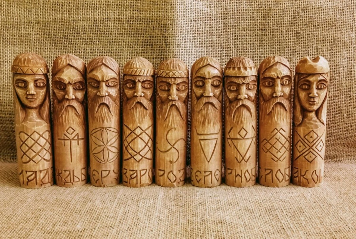 Чуры славянских богов