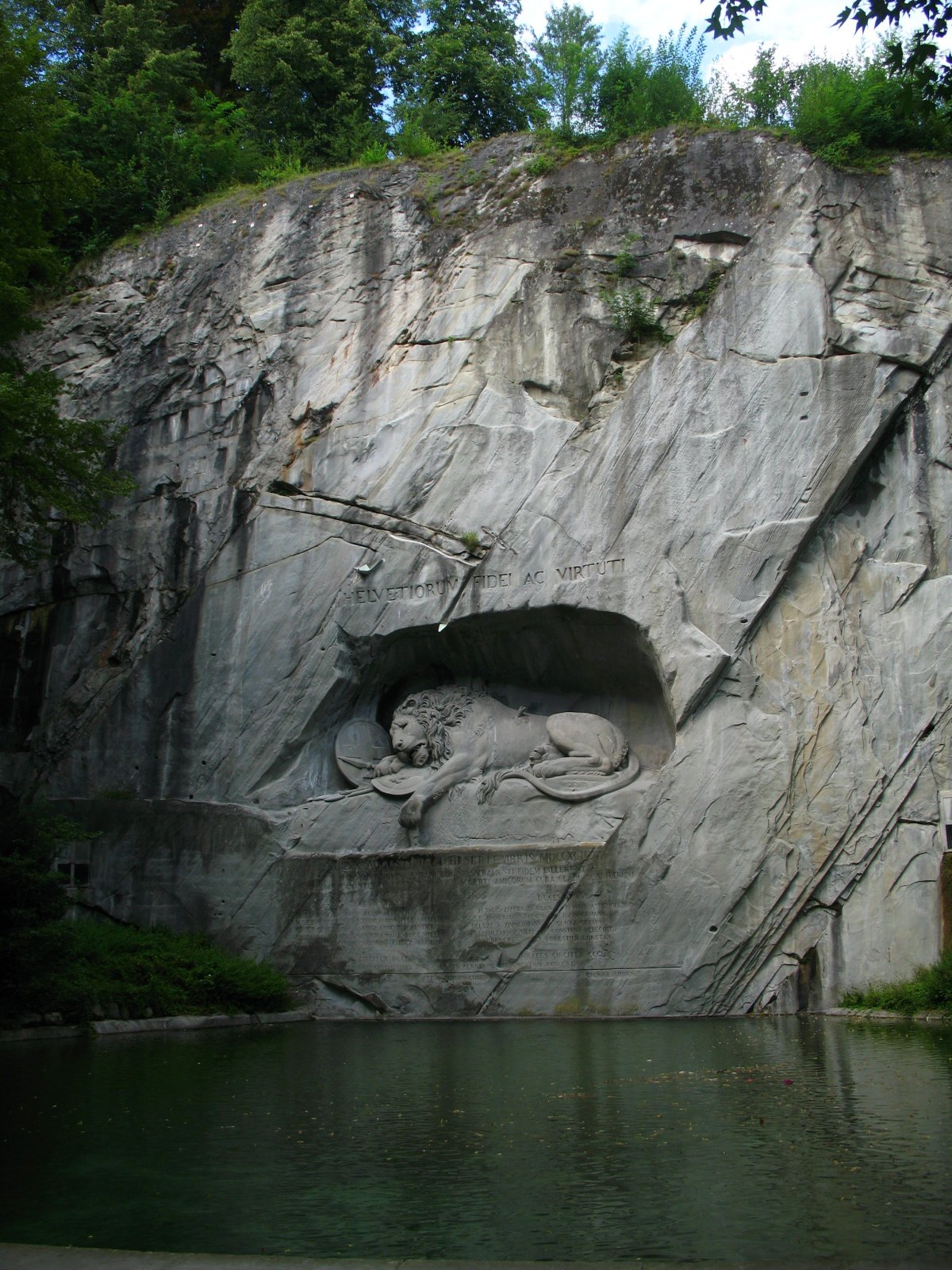 Лев в скале Швейцария