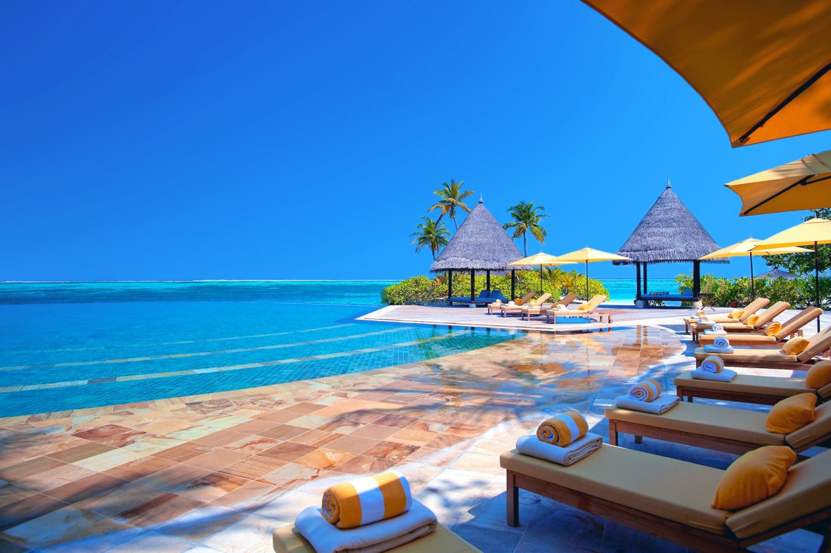 Four Seasons Resort Maldives