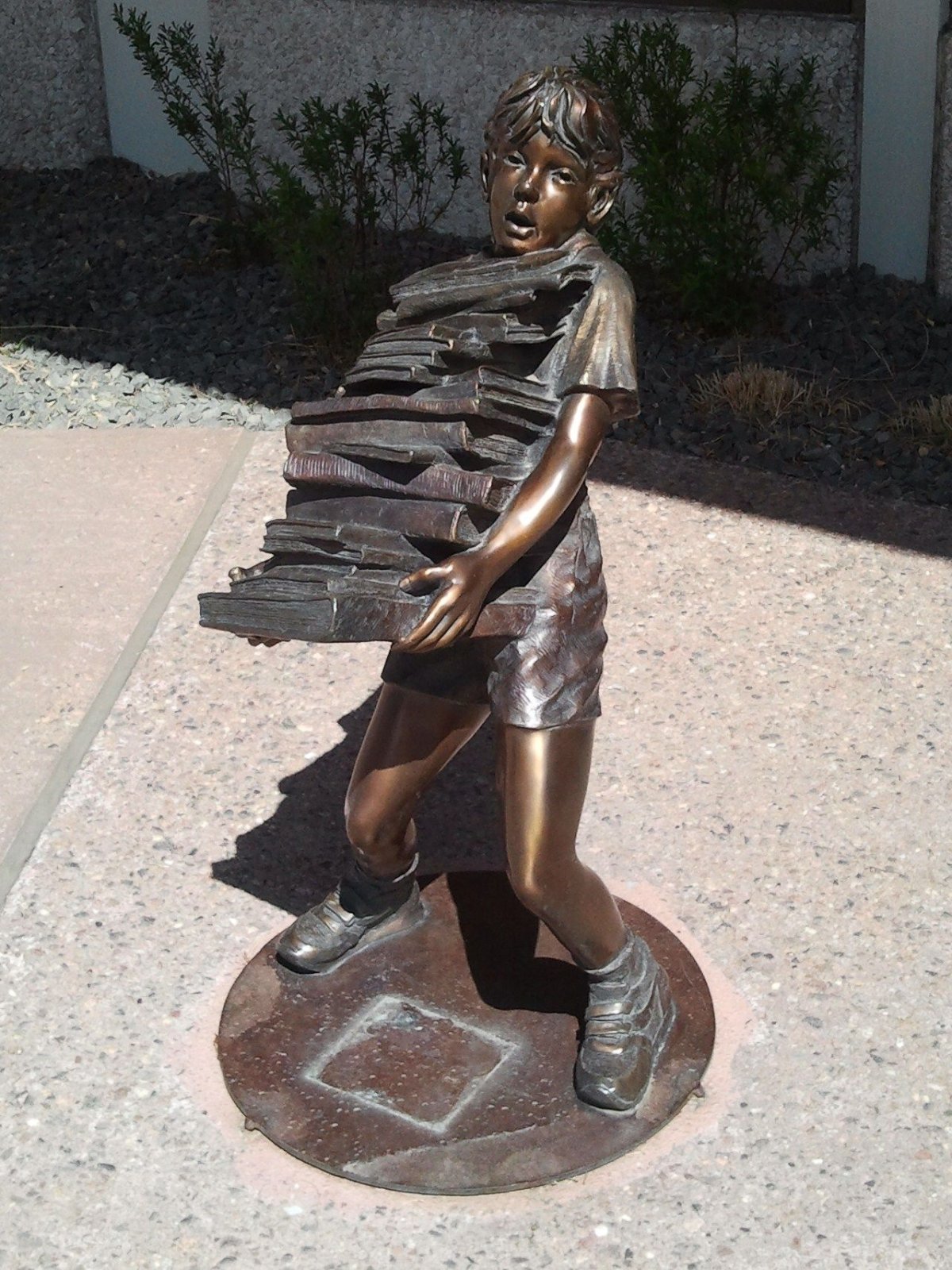 Скульптура книжка