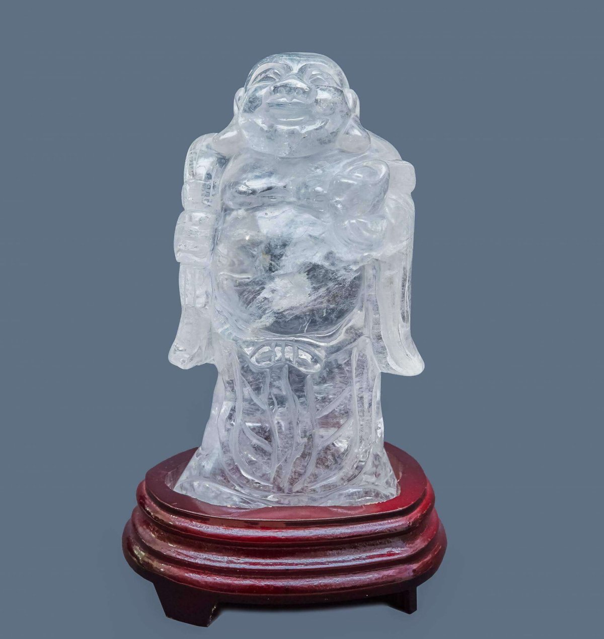 Фигурки из горного хрусталя
