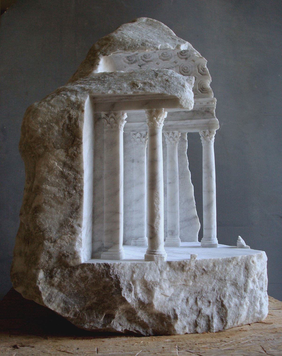 Мраморные скульптуры Matthew Simmonds