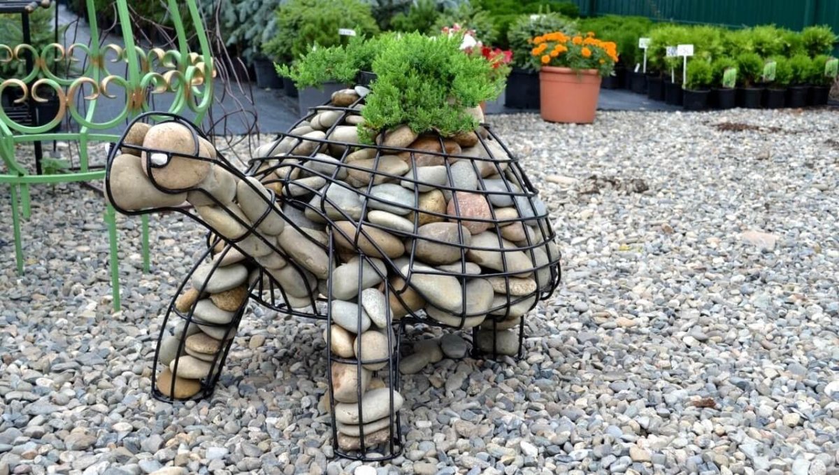 Скульптуры из камня для сада
