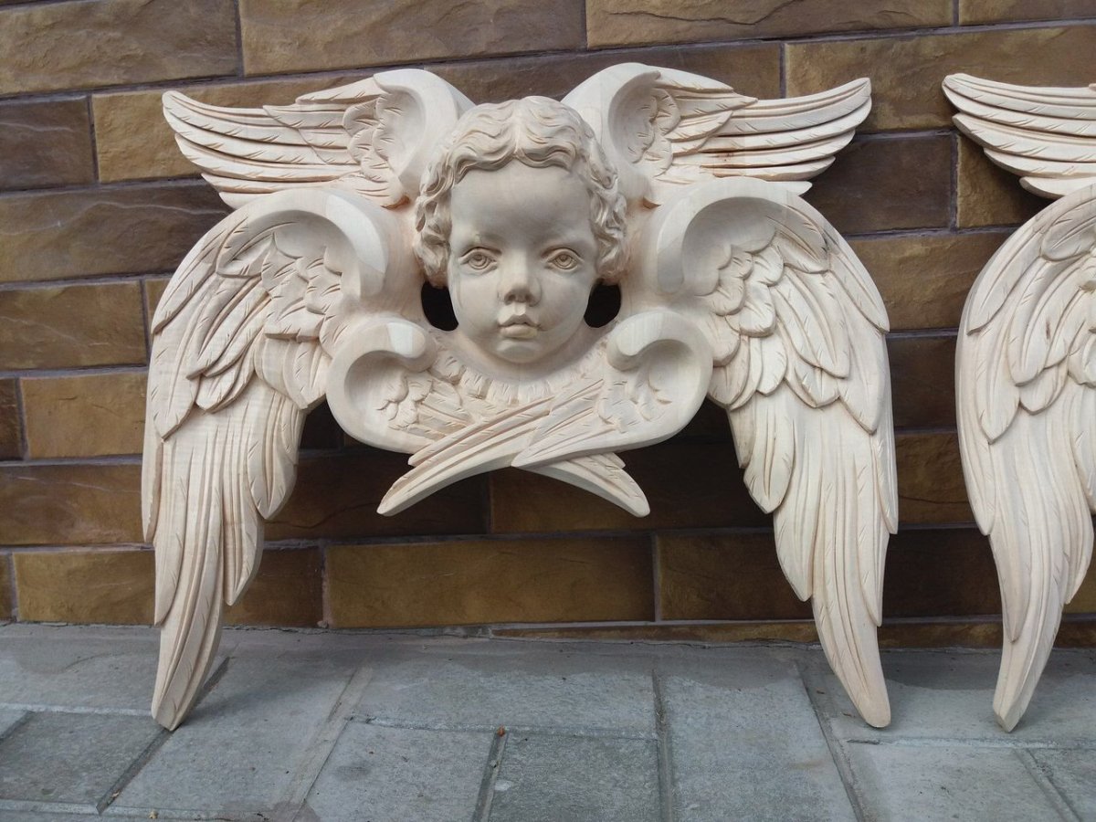 Шестикрылый Серафим скульптура