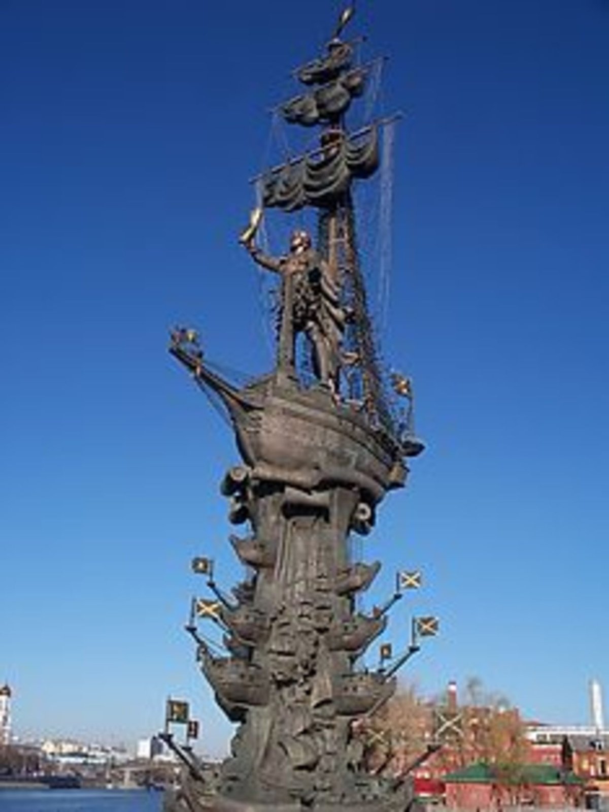 Большой памятник Петру в Москве