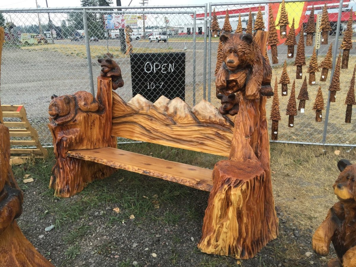 Резные скамейки из дерева