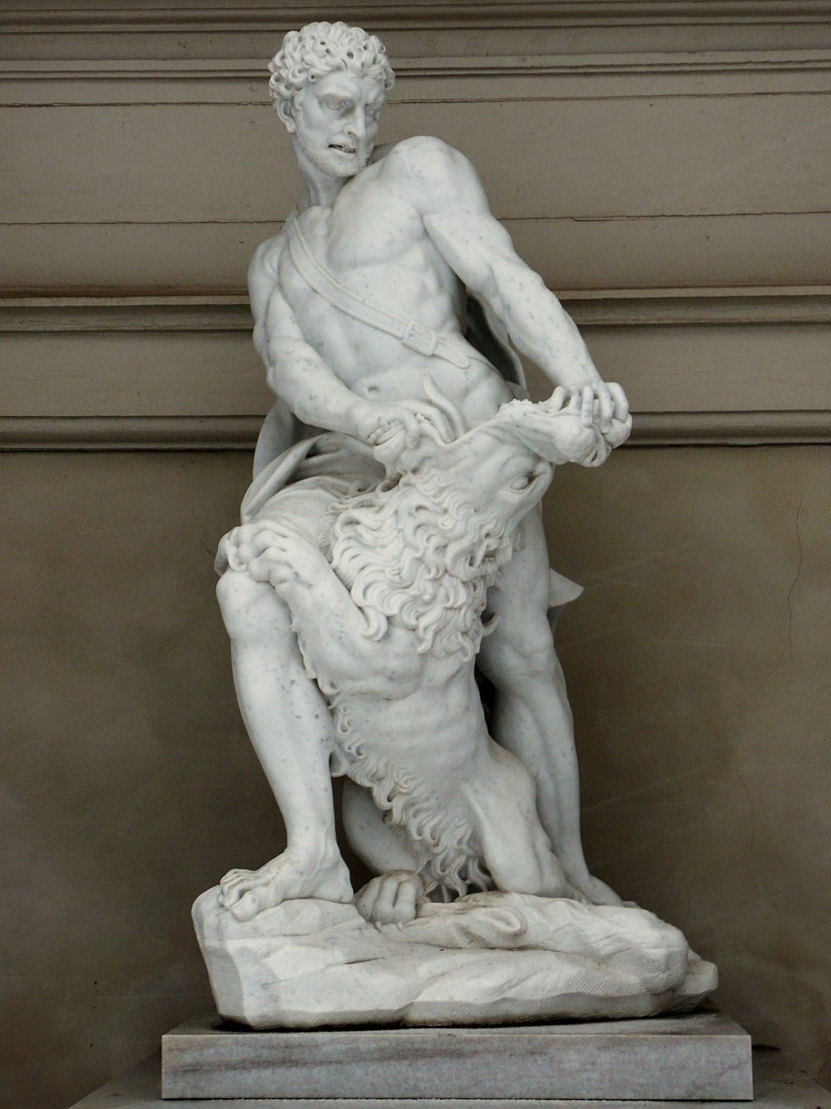 Геркулес (Микеланджело)