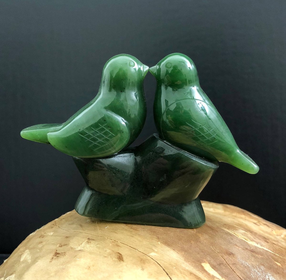Нефритовый Jade