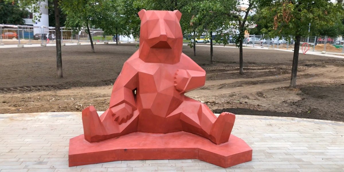 Скульптура медведей в Медведково