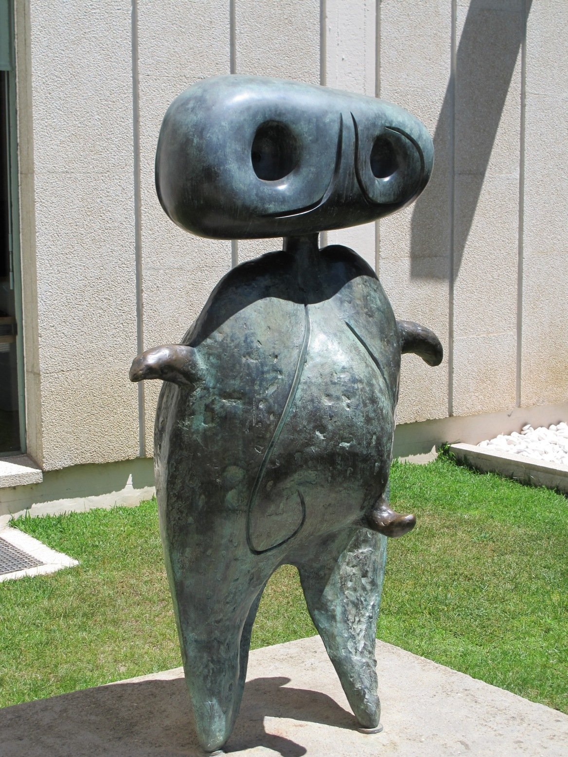 Миро скульптура