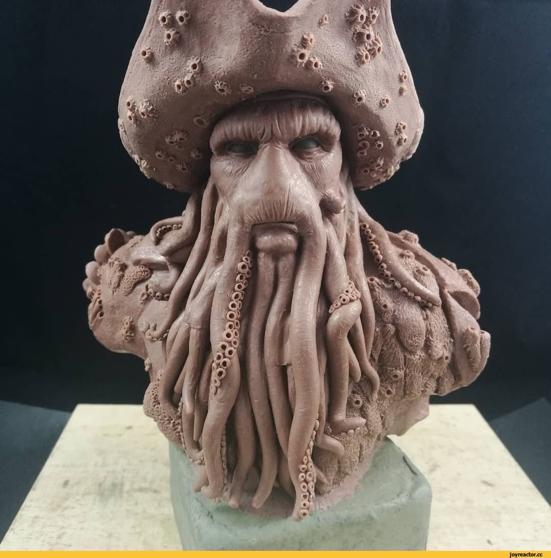 Монстер клей скульптура